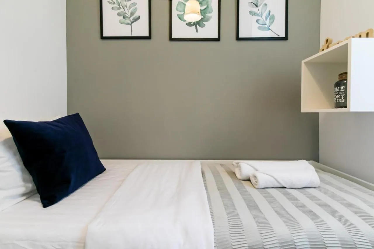 Catchy Dreams Spacious Apartment Str 43B Бухарест